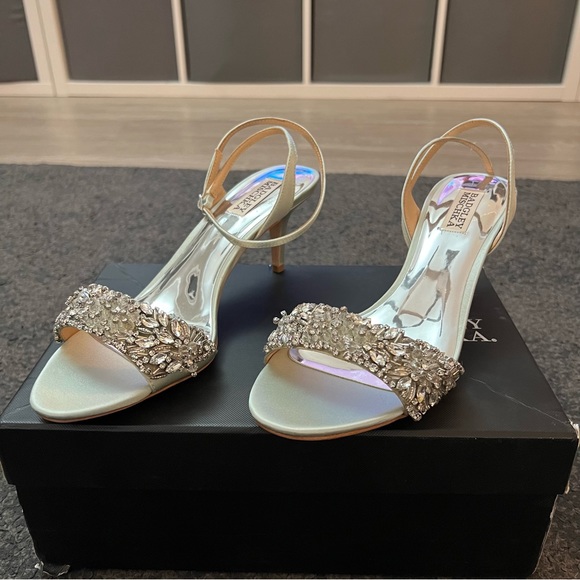 Badgley Mischka richelle sandals jeweled - Picture 3 of 11